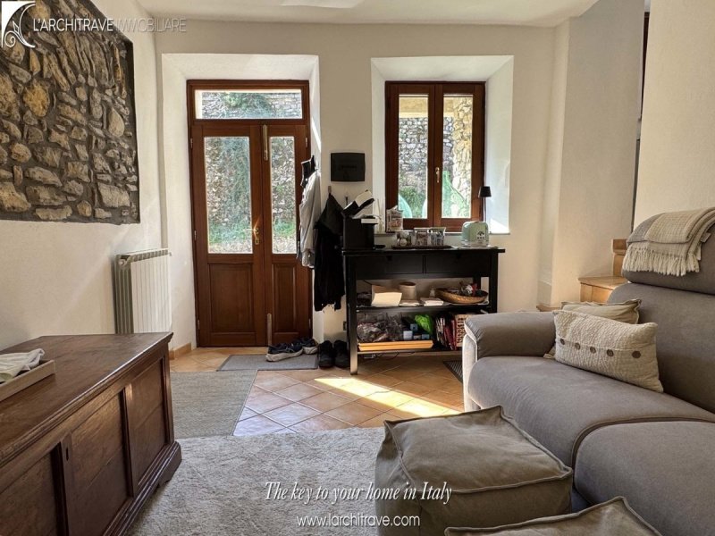 Semi-detached house in Licciana Nardi