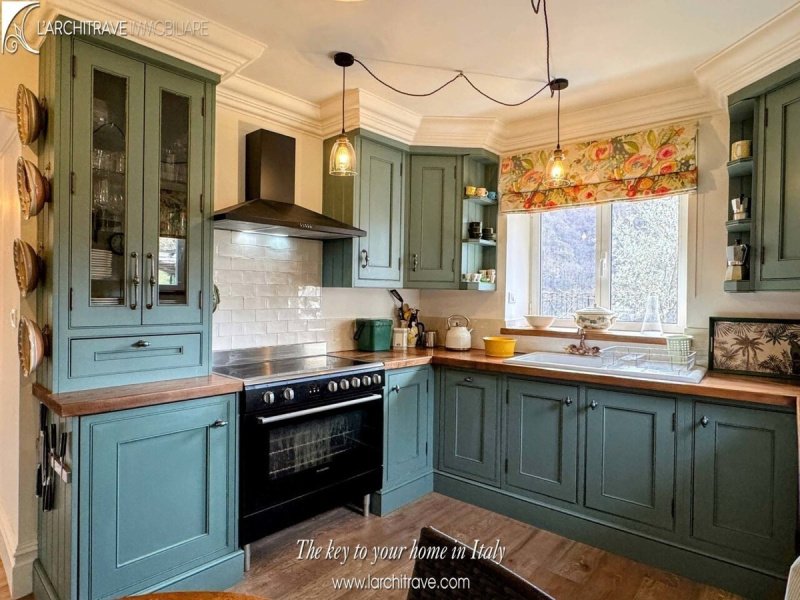 科马诺半独立房屋