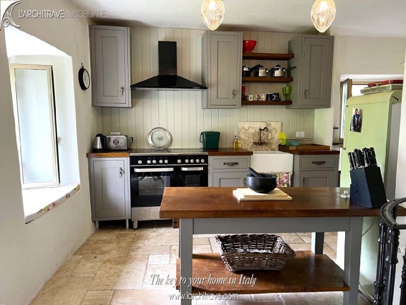 科马诺半独立房屋