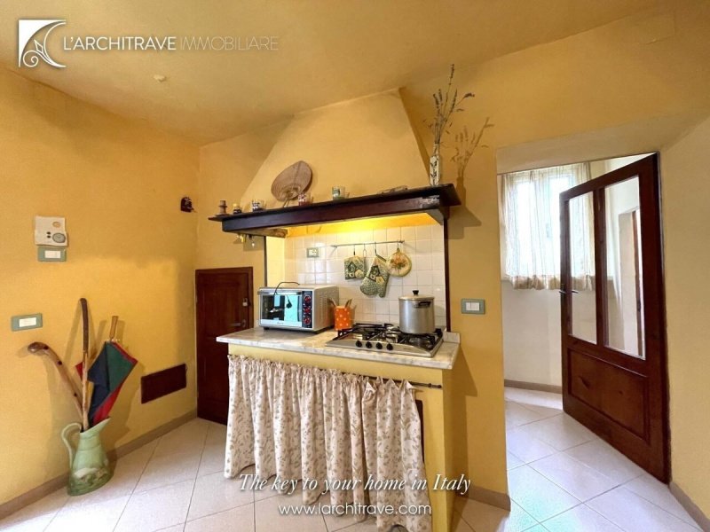 Особняк из двух квартир в Кастельнуово-ди-Валь-ди-Чечина