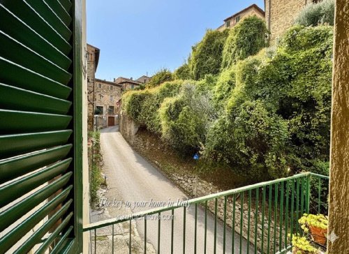 基安尼半独立房屋