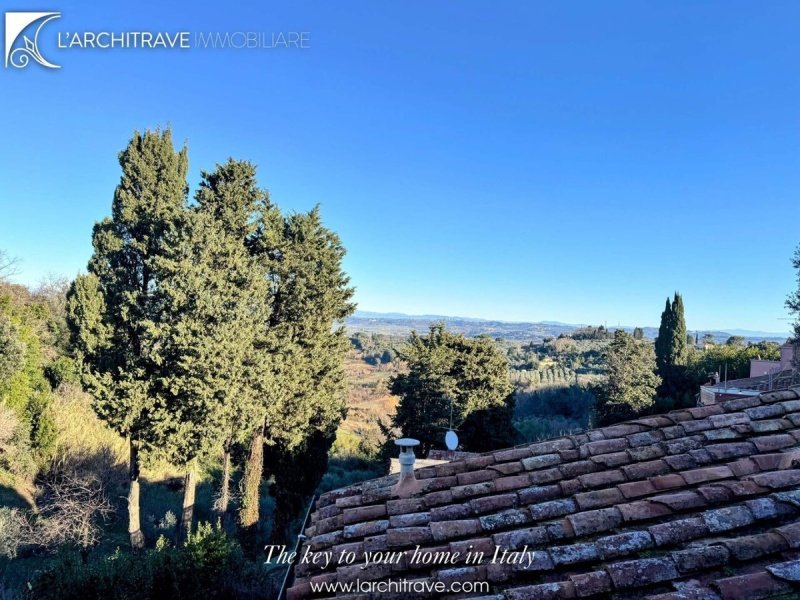 泰里乔拉半独立房屋