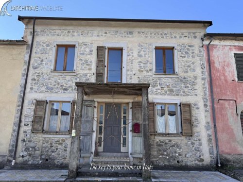 Maison jumelée à Tresana