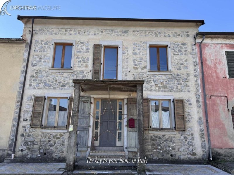 Maison jumelée à Tresana