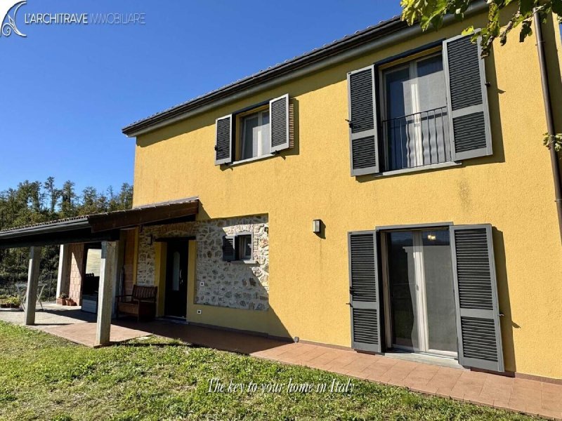 2 Bedrooms Semi-detached house for sale in Aulla [811163] | Gate-away®