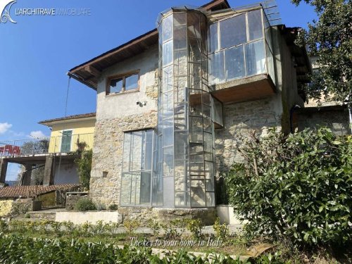 Maison jumelée à Podenzana