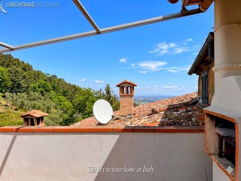 Casa geminada em Chianni