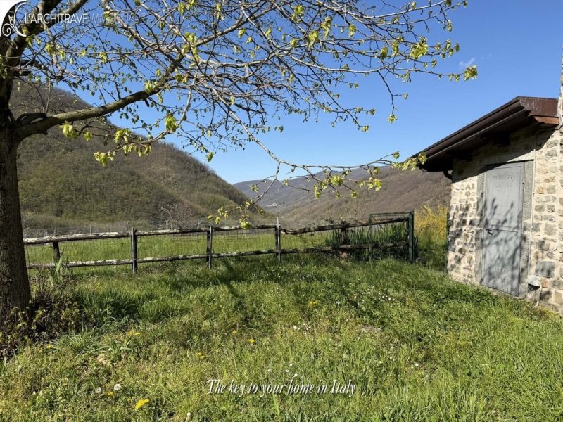 Casa semi indipendente a Comano