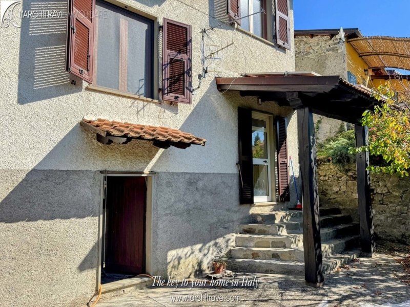 Casa geminada em Fivizzano