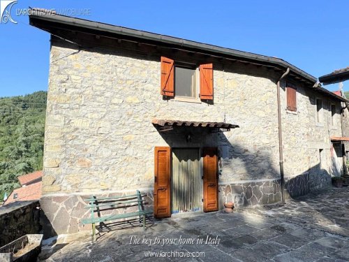 Doppelhaushälfte in Casola in Lunigiana