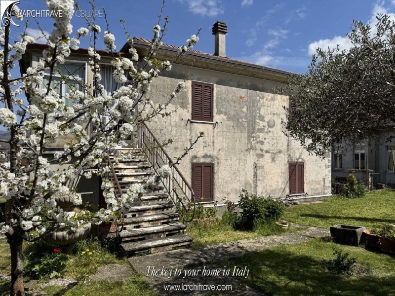 Casa geminada em Fivizzano