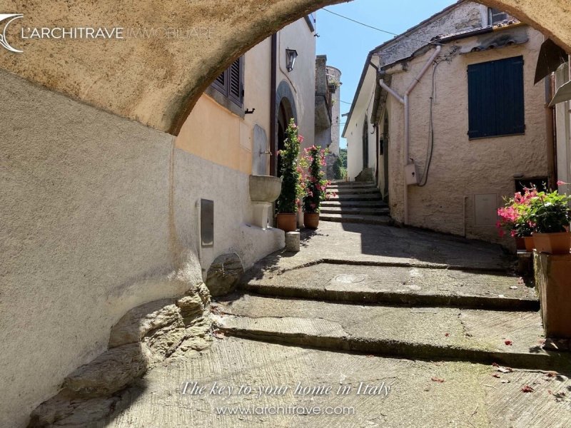 Casa semi indipendente a Licciana Nardi