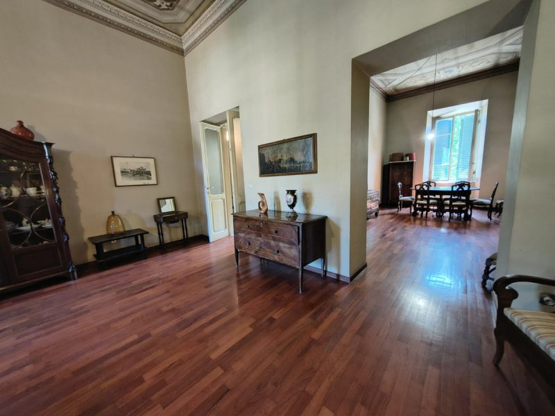 Casa semi-independiente en Carrara