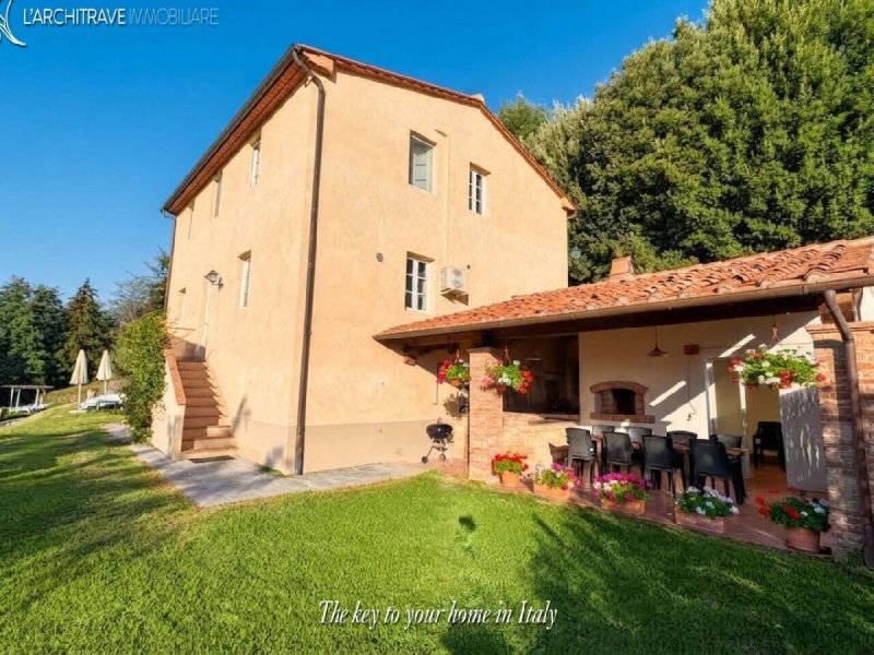 Casa en Terricciola