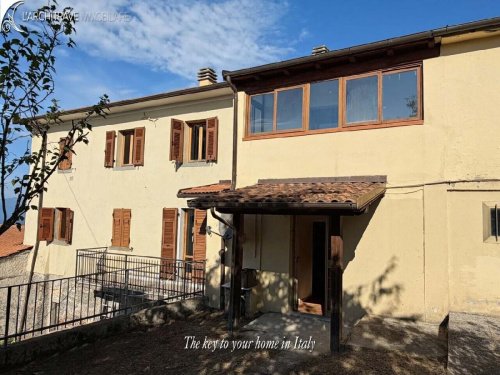 Casa semi indipendente a Fivizzano