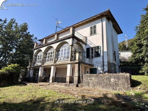 Hus i Podenzana