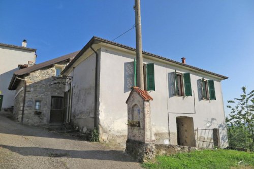 Casa semi indipendente a Bagnone