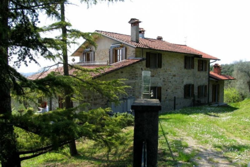 Villa in Fivizzano