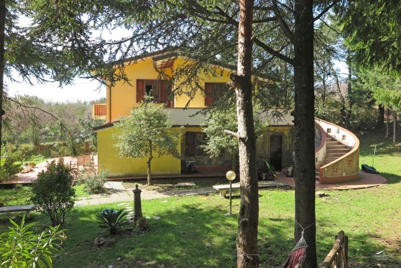 Detached house in Fosdinovo