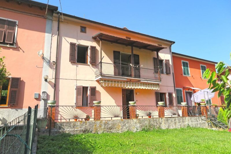 Casa semi indipendente a Fivizzano