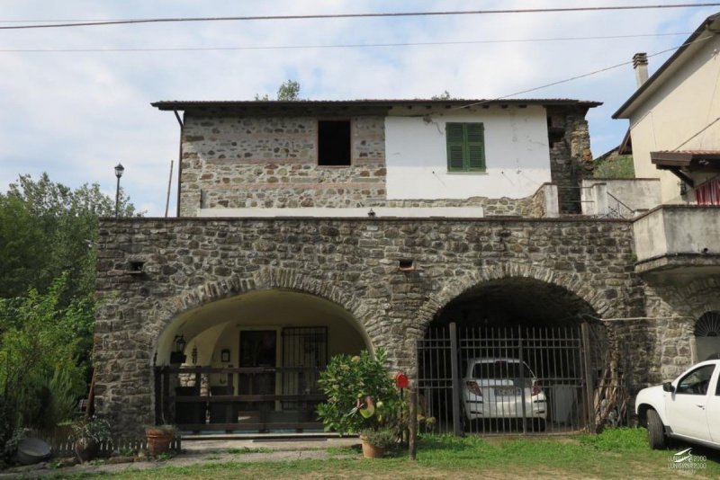 Semi-detached house in Mulazzo