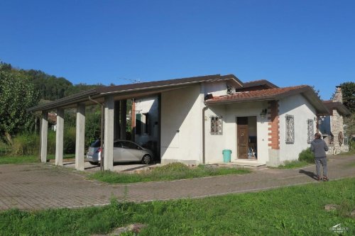 Casa independente em Licciana Nardi