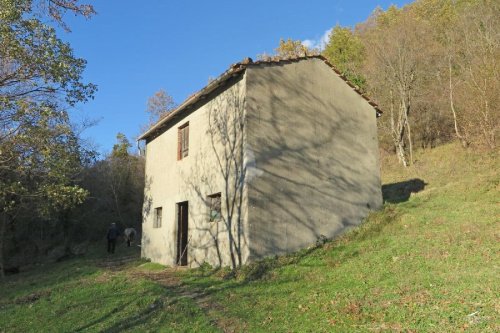 Casa di campagna a Bagnone