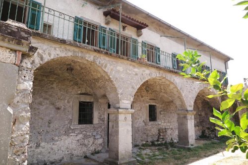 Casa geminada em Casola in Lunigiana