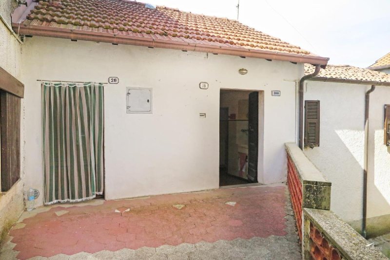 Semi-detached house in Bagnone