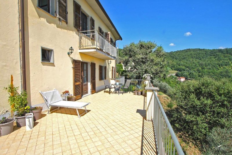 Detached house in Fivizzano