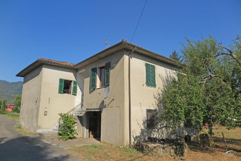 Detached house in Mulazzo