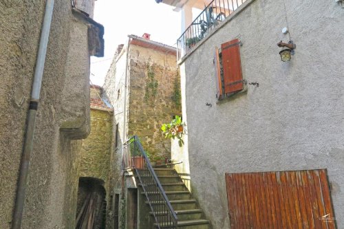 Semi-detached house in Mulazzo