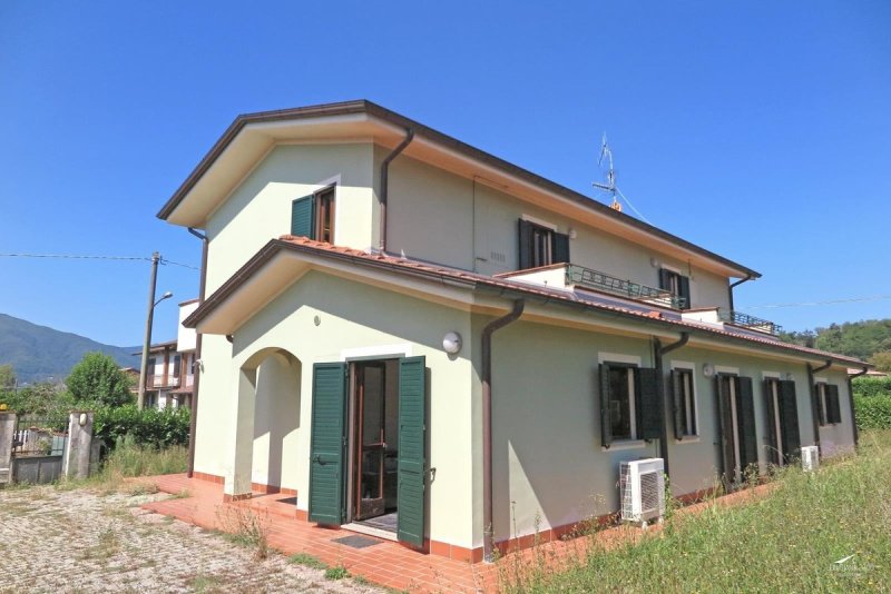 Detached house in Villafranca in Lunigiana