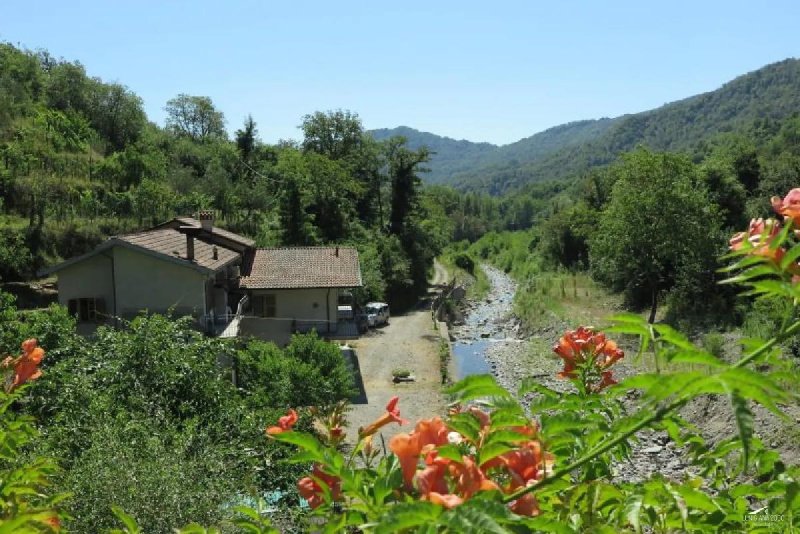 Bauernhaus in Tresana