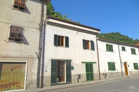 Casa semi indipendente a Fivizzano