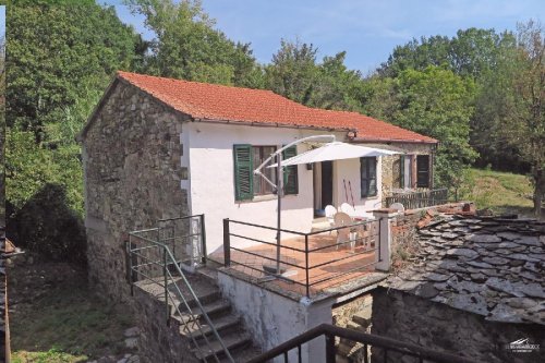 Semi-detached house in Bagnone