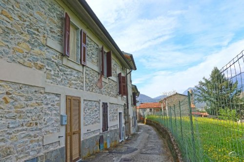 Maison jumelée à Bagnone