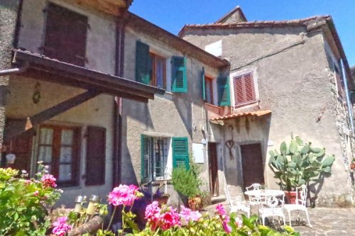 特雷萨纳半独立房屋