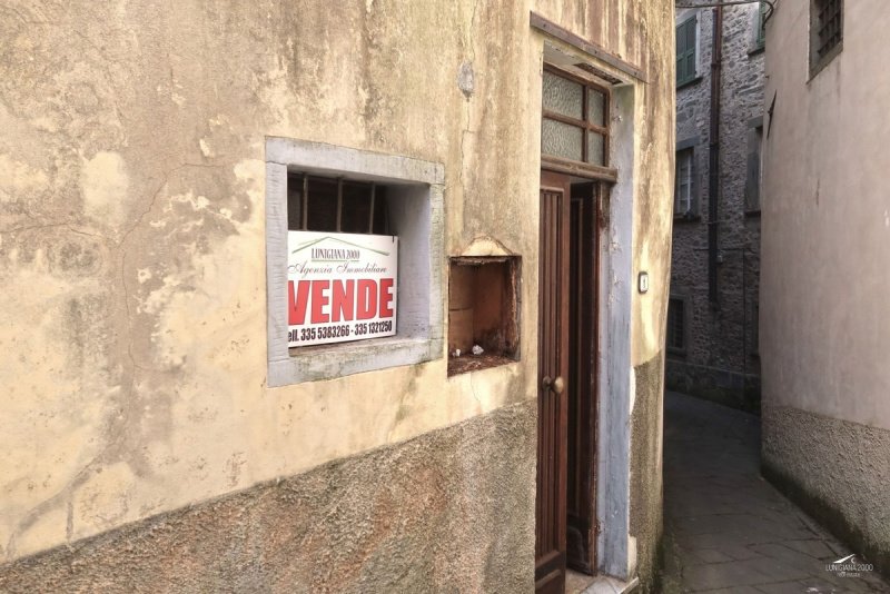 Casa geminada em Bagnone