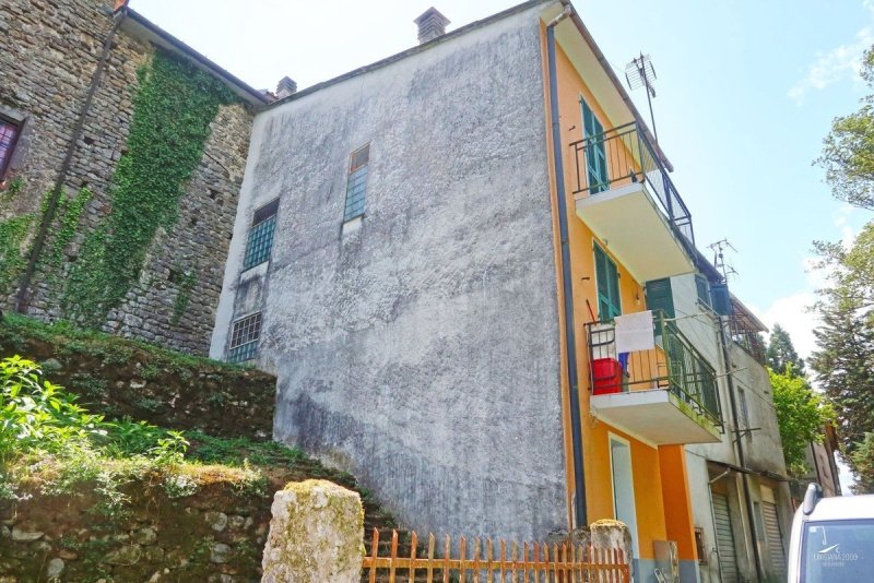 菲拉蒂耶拉半独立房屋