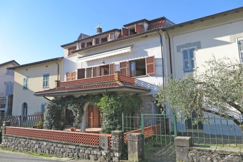 巴尼奥内半独立房屋