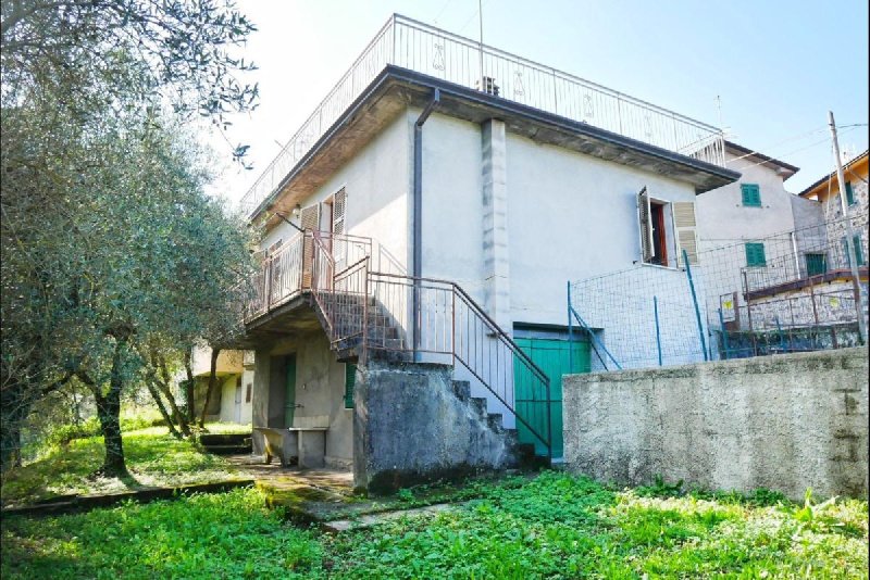 菲维扎诺半独立房屋