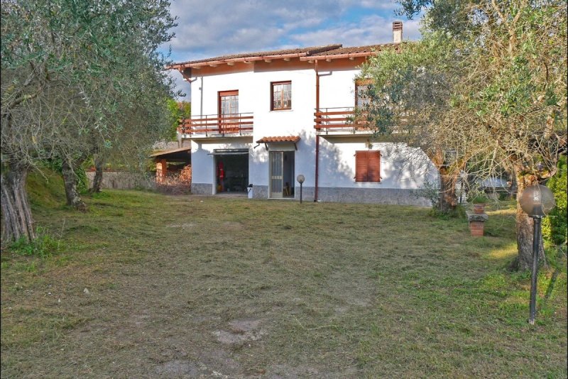 Maison individuelle à Fivizzano