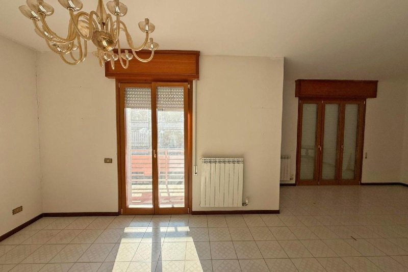 2 Bedrooms Apartment for sale in Fivizzano [793749] | Gate-away®