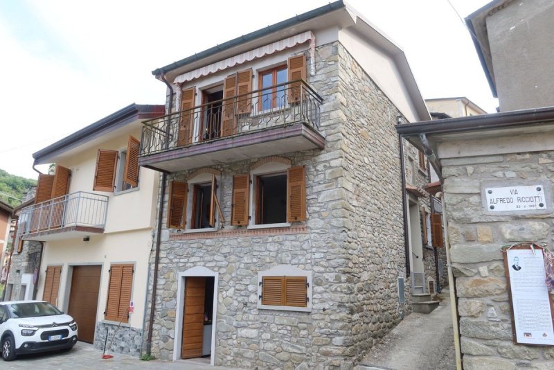 Borgo a Casola in Lunigiana