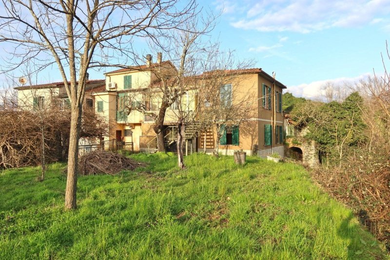 Casa semi-independiente en Licciana Nardi
