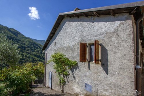 Hamlet in Comano