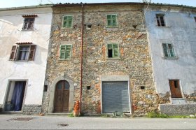 Casa semi indipendente a Fivizzano