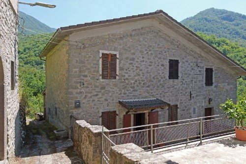 Doppelhaushälfte in Bagnone