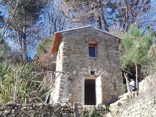 Farmhouse in Ceriana